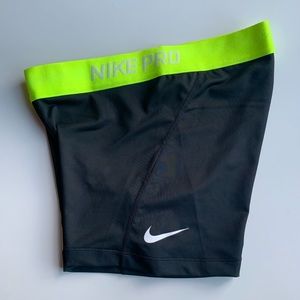 Nike Women’s Sport Pro Shorts